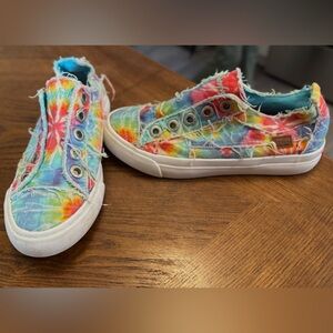 Blowfish Tie-Dye Kids Sneakers size 1Y